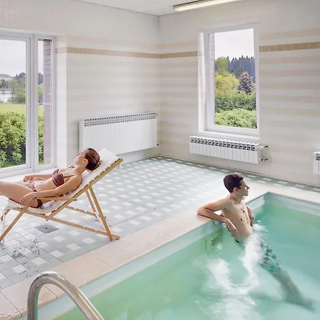 Skalsky Dvur 3* Бистршице-над-Пернштейнем
