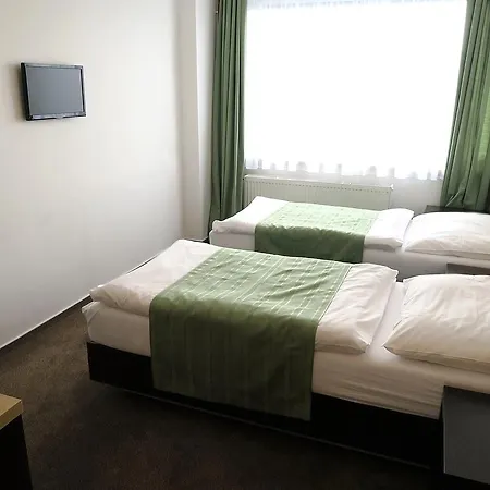 Skalsky Dvur 酒店 佩恩斯坦內姆河畔比斯特日采