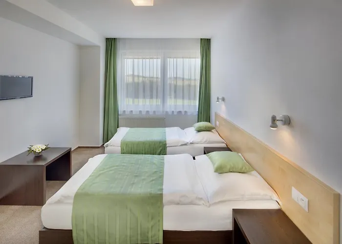 Otel Skalsky Dvur Bystrice nad Pernstejnem